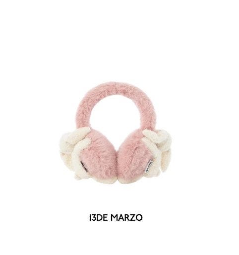 13De Marzo Earmuff (01)