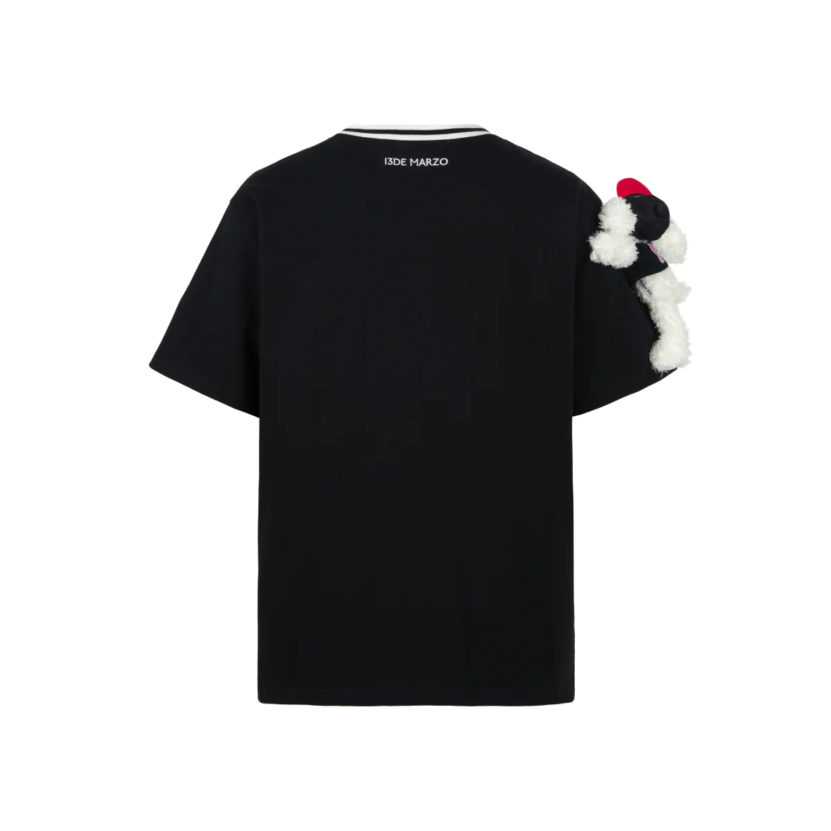 Áo thun 13De Marzo Badge Knit Collar T-Shirt Black hàng hiệu chính hãng Authentic có sẵn tại BlankRoom Hả Nội,Việt Nam.