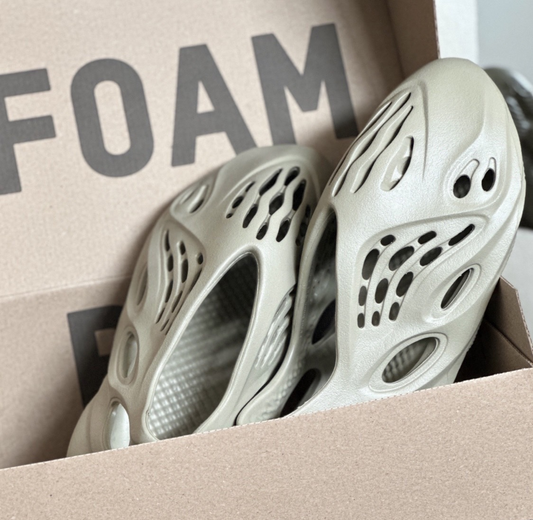 ADIDAS YEEZY FOAM RUNNER " STONE SALT" (GV6840)