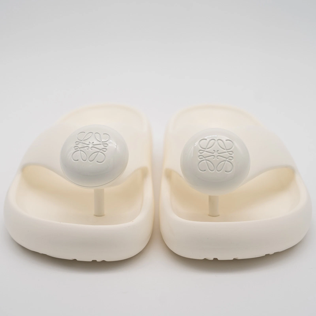 LOEWE SLIDES (01)
