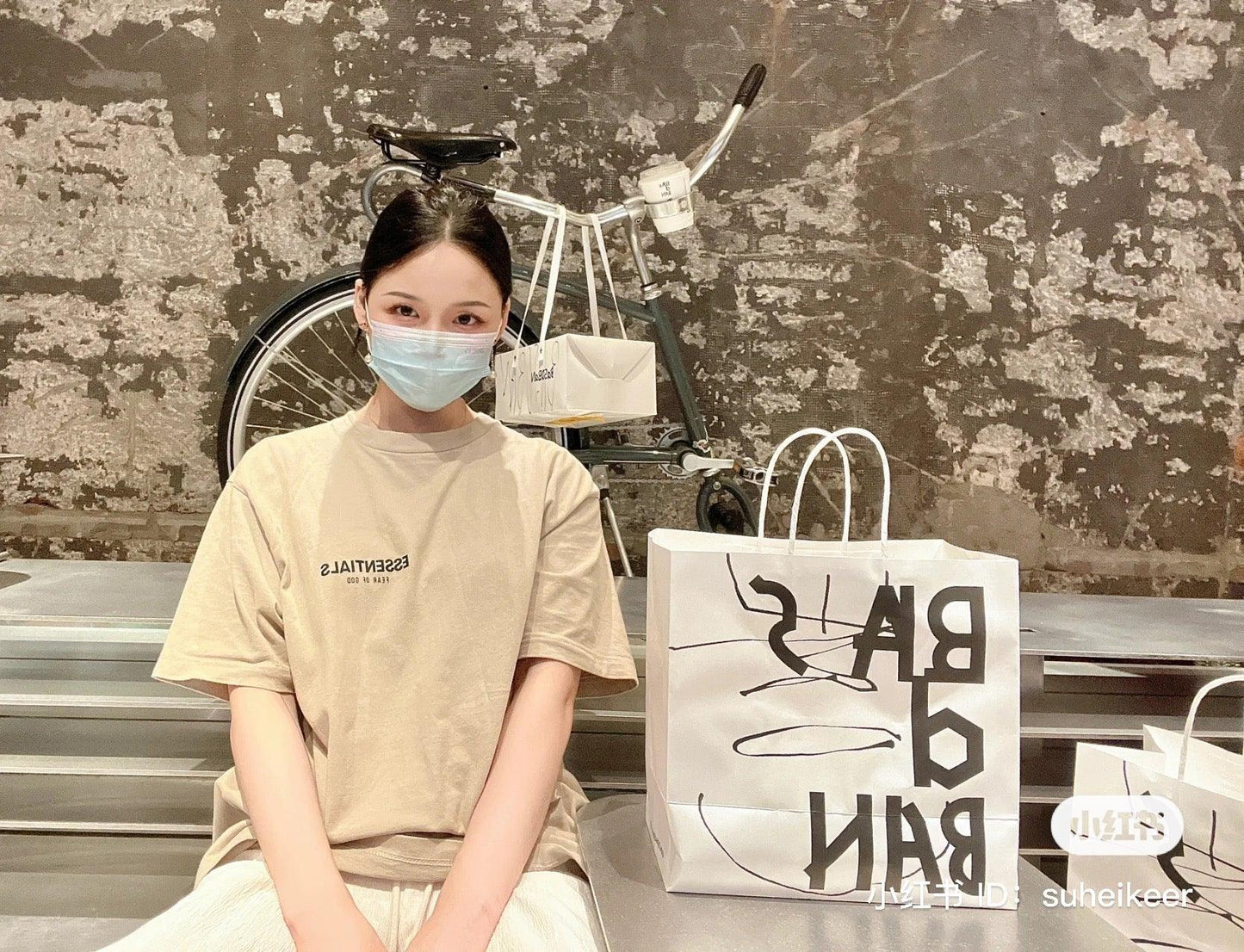 áo FEAR OF GOD ESSENTIALS LINEN T-SHIRT Authentic tại BlankRoom Việt Nam