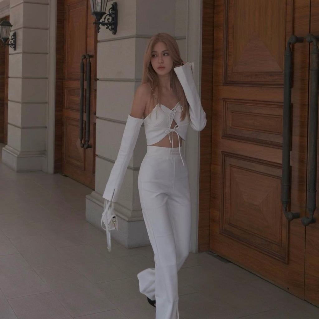 JACQUEMUS BAG LE CHIQUITO CLASSIQUES WHITE BlankRoom