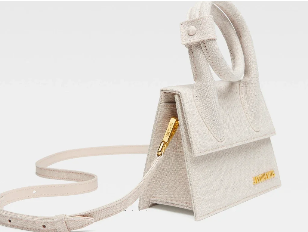 JACQUEMUS LE CHIQUITO NOEUD LES CLASSIQUES COILDED HANDBAG LIGHT GREIGE