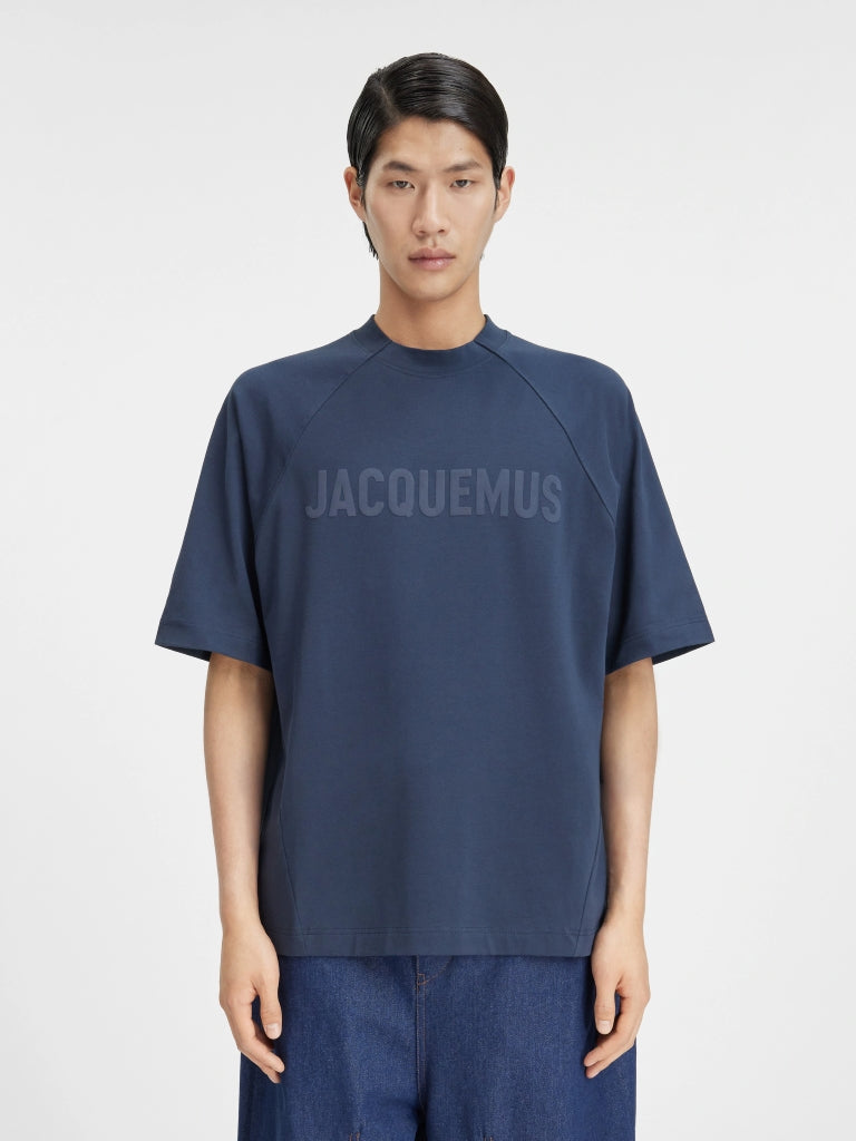 JACQUEMUS LE T-SHIRT TYPO DARK NAVY BlankRoom