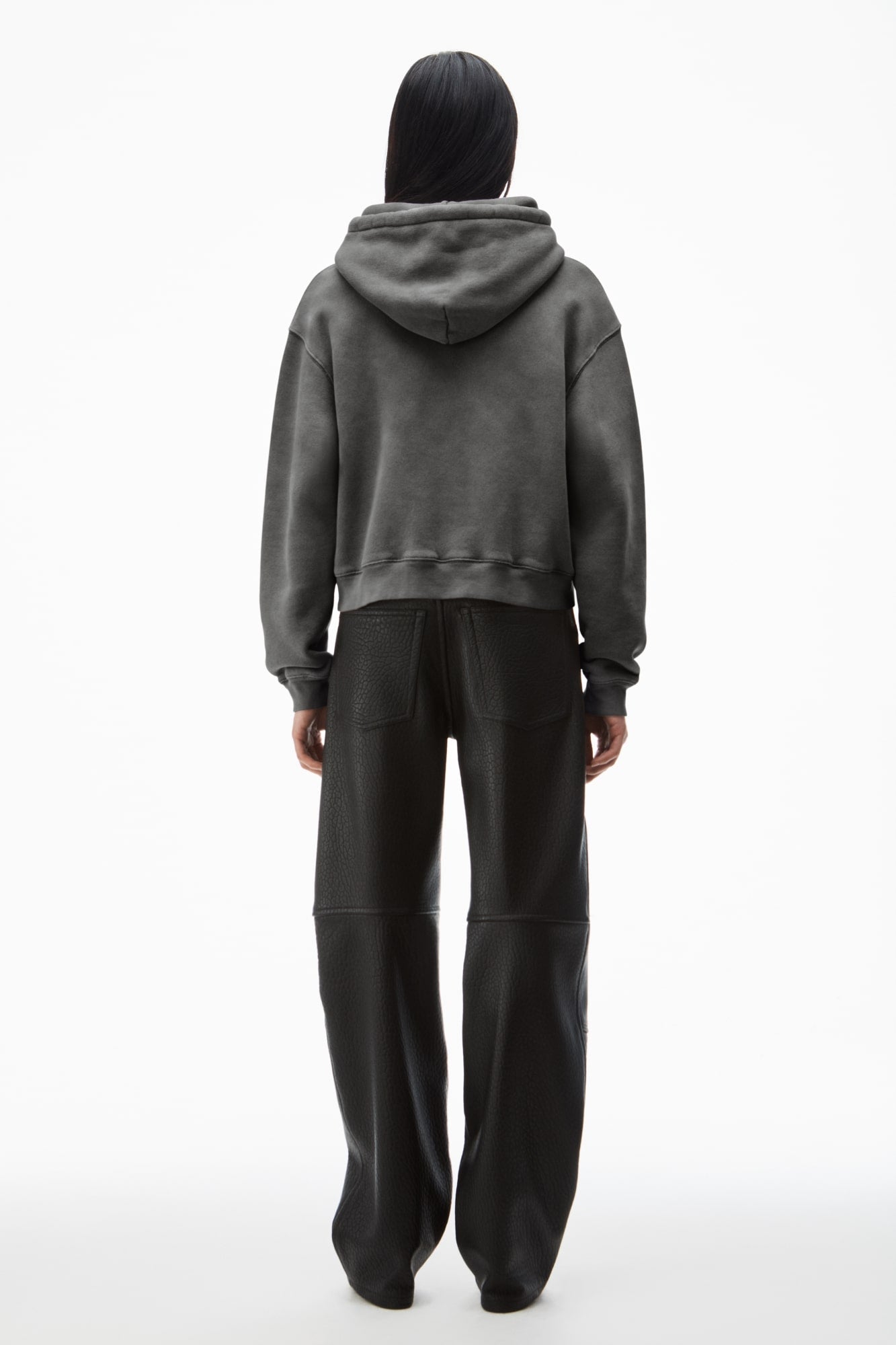 mặt đằng sau của áo