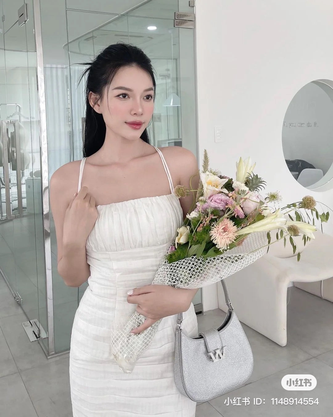 mẫu Banni Pham mang túi Alexander Wang W Legacy Small Satin Rhinestone Hobo Bag 20322R3MV041