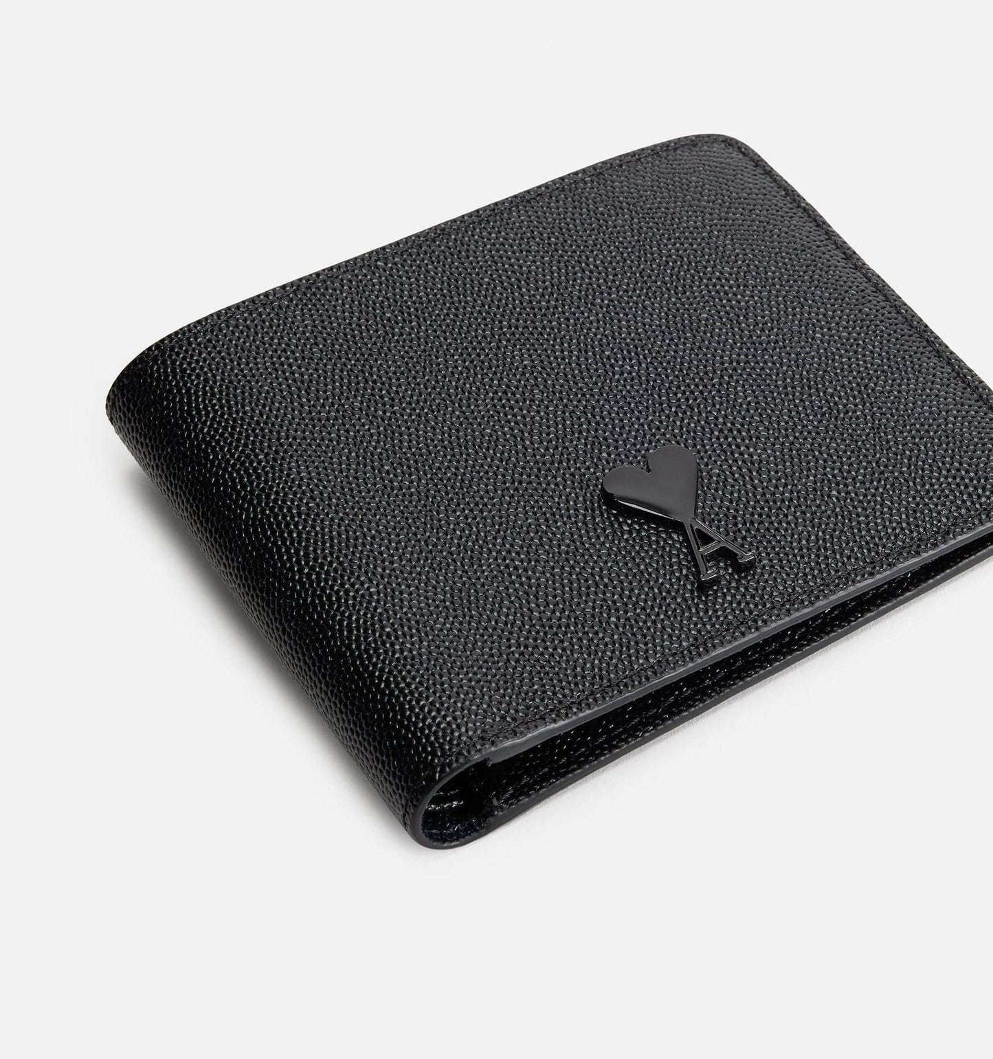 chi tiết cận chất liệu ví Ami de Coeur Folded Black Wallet USL012.830 001
