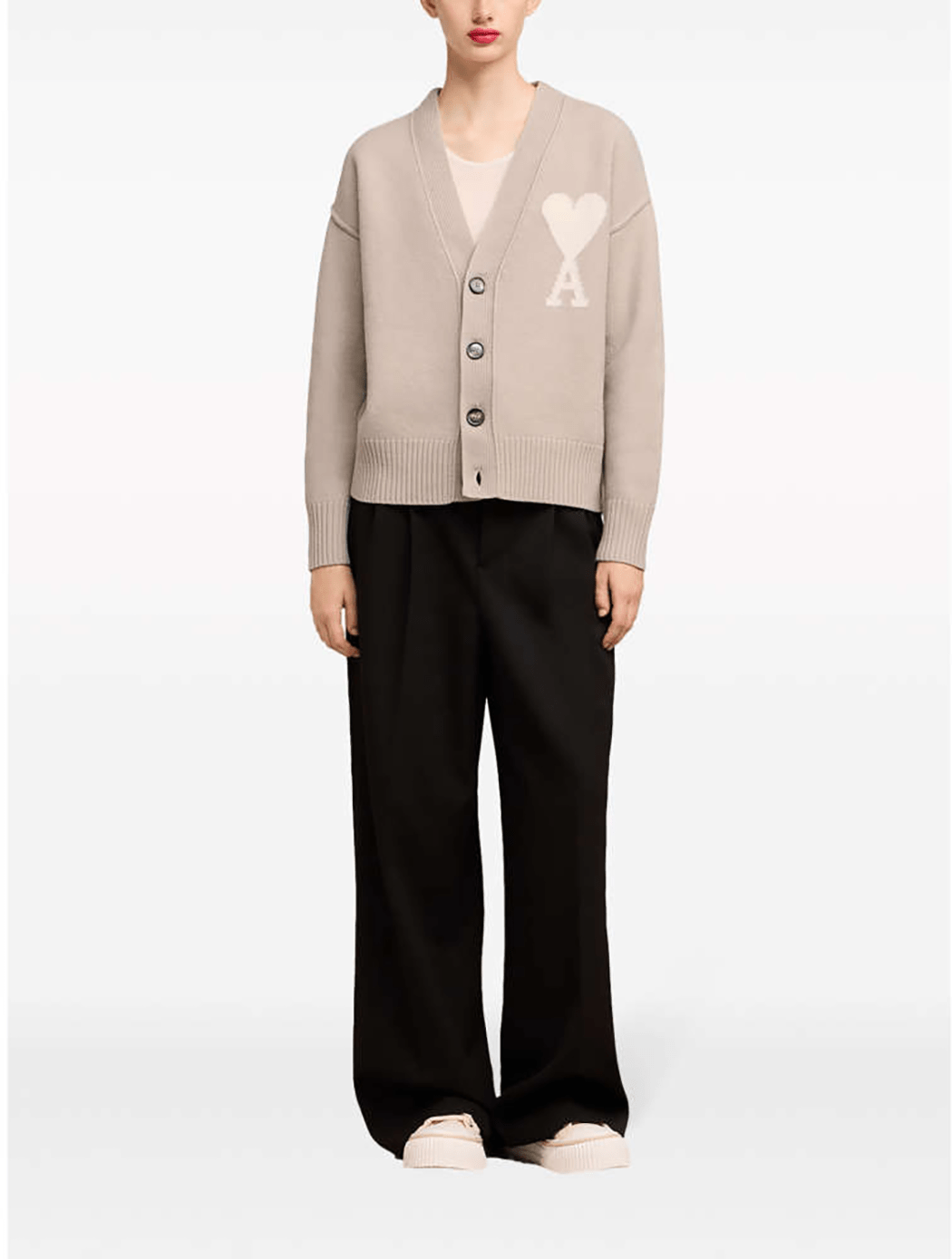 nữ mặc áo Ami De Coeur Light Beige Cardigan UKC006.018 2713
