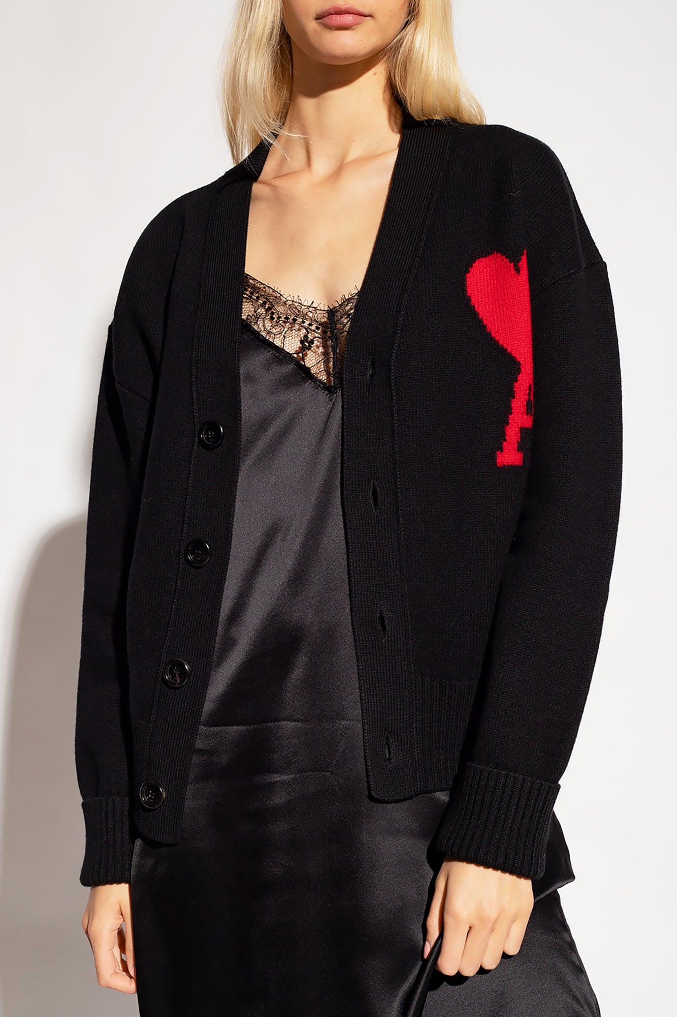 mẫu mặc áo Ami De Coeur Black Merino Wool Cardigan BFUKC002.018 009