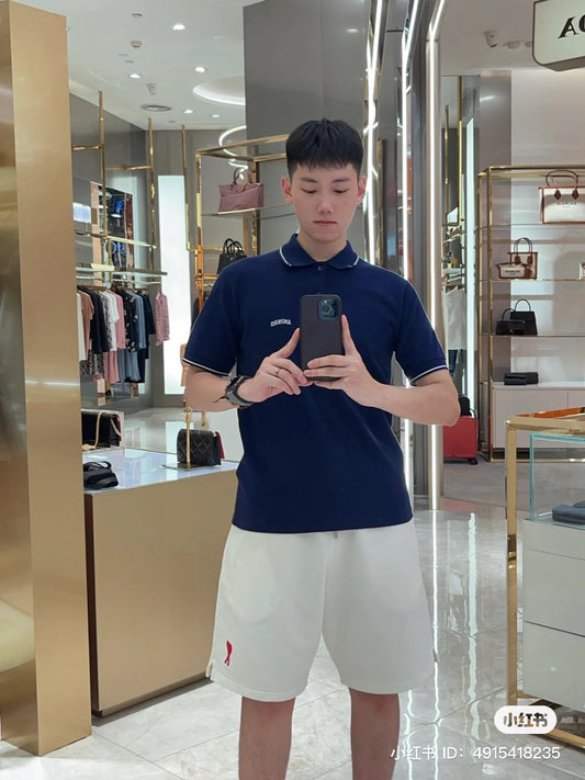 Ami Stripe Navy Polo Shirt hàng hiệu chính hãng Authentic hiện đang có sẵn tại cửa hàng BlankRoom Việt Nam. Designer: HPL002.JE0001491