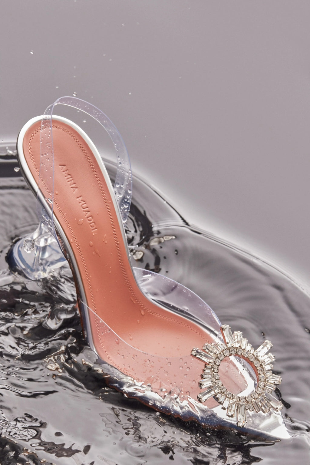 AMINA MUADDI BEGUM GLASS SLING hàng hiệu chính hãng Authentic có tại BlankRoom Hà Nội, Việt Nam.