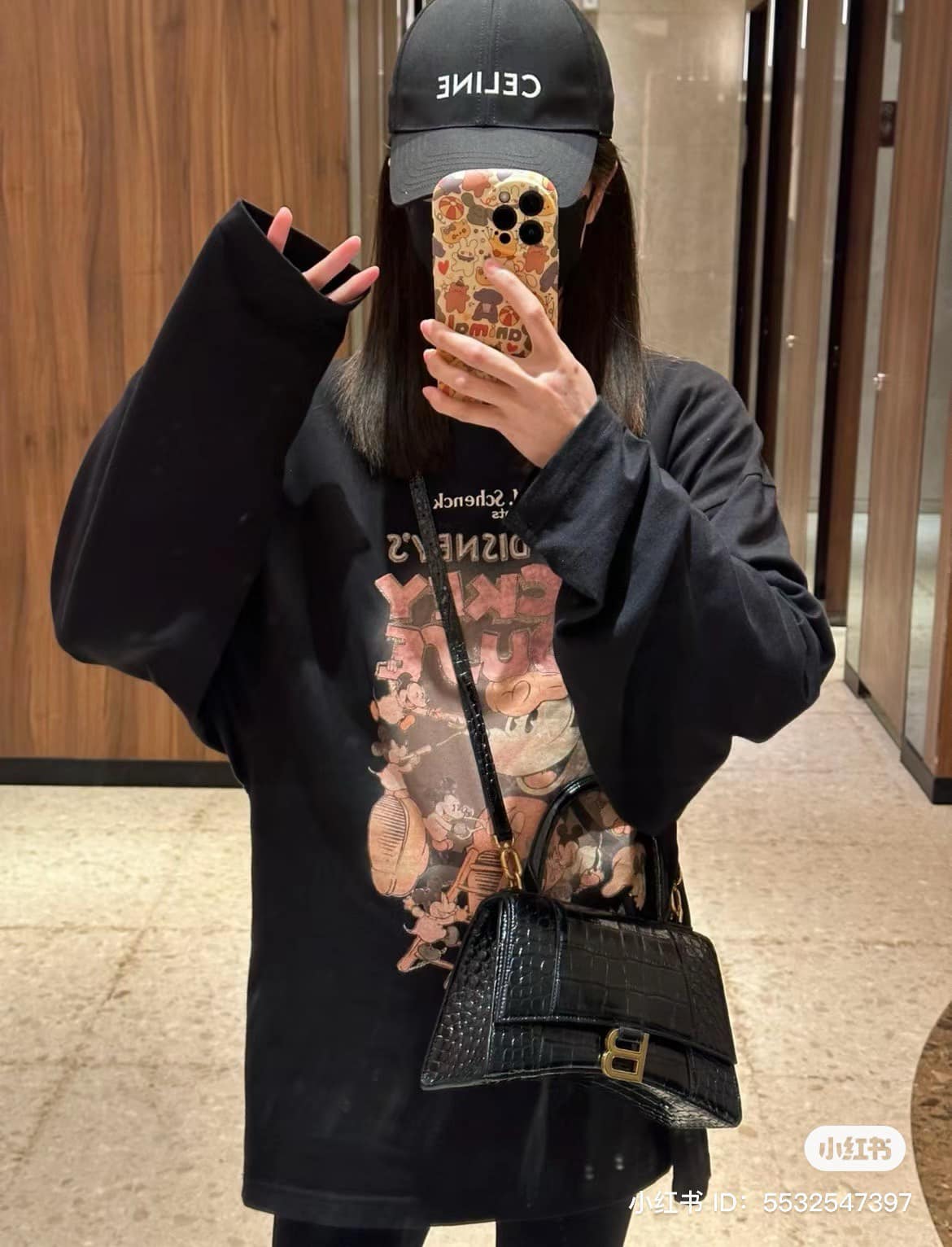 mẫu mang túi BALENCIAGA HOURGLASS SMALL HANDBAG CROCODILE EMBOSSED BLACK 5935461LRGM1000