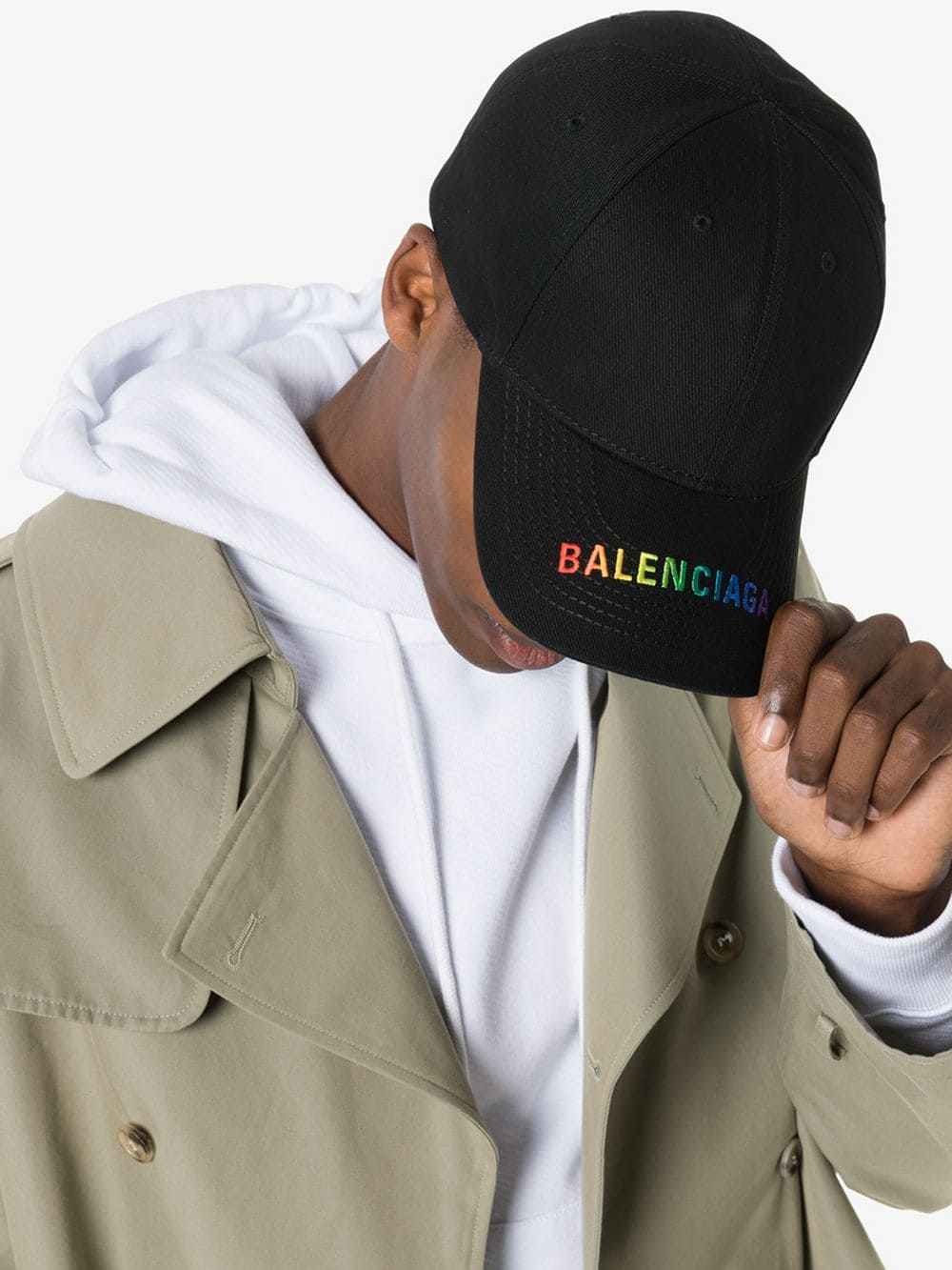 mẫu mang nón BALENCIAGA RAINBOW EMBROIDERED LOGO BASEBALL CAP 564206410B71000