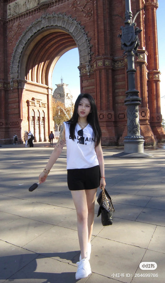 áo thun BALMAIN GOLD BUTTON SHOULDER TANK-TOP IN WHITE AF0ED000BB02 GAB hàng hiệu authentic tại hà nội, sài gòn, tp hcm, việt nam