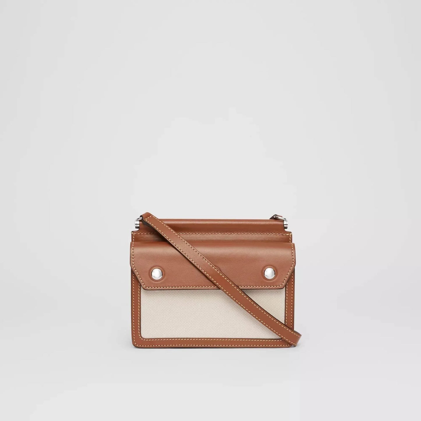 BURBERRY BAG (02) - Blank Room