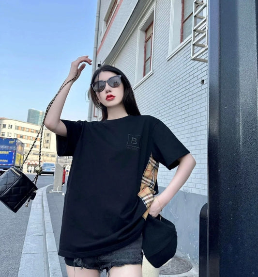 wearing Burberry BBox Check Panel T-Shirt in Black 8080852