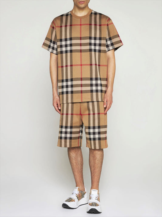 wearing Burberry Ferrybridge T-Shirt In Beige 8072665