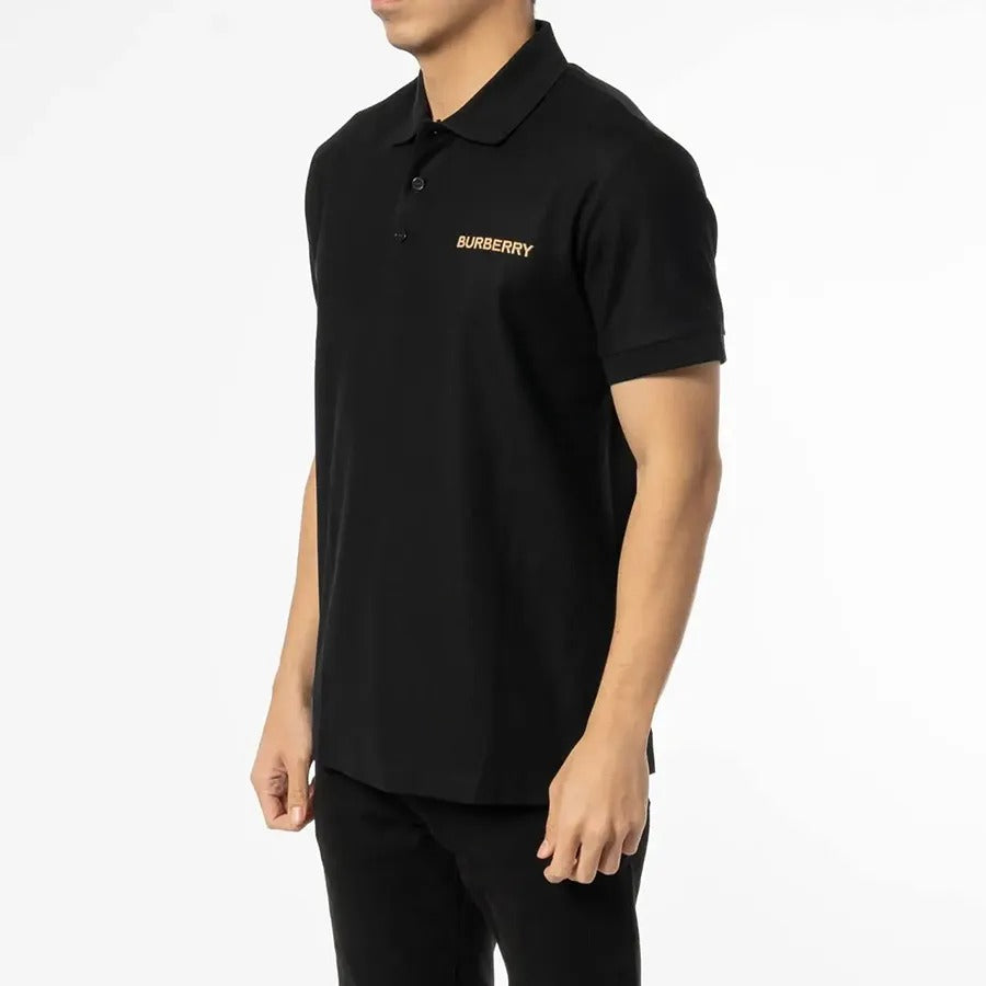 mẫu mặc áo Burberry Hartford Logo Embroidered Polo Shirt In Black 8084436