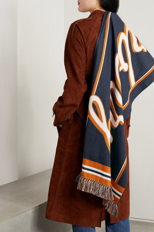 wearing BURBERRY Printed Cotton-twill Scarf In Navy 80549871