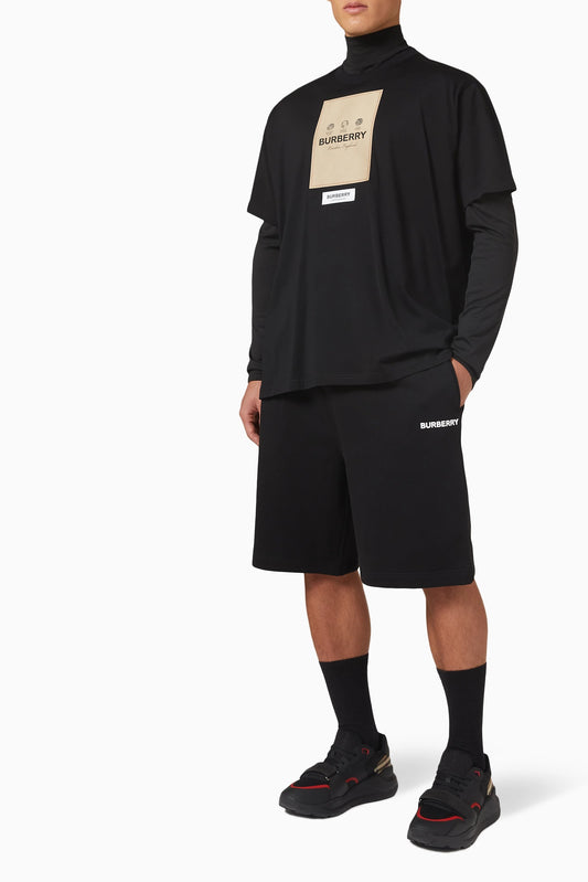 wearing Burberry Sergio T-Shirt In Black 8057099