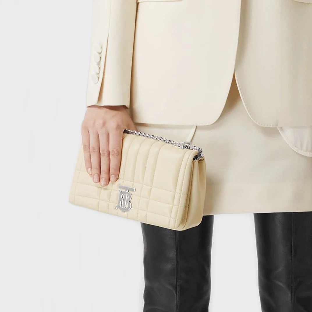 túi đeo chéo xách tay Burberry Small Lola Bag In Pale Vanilla 80595161 hàng hiệu authentic tại hà nội, sài gòn, tp hcm, việt nam