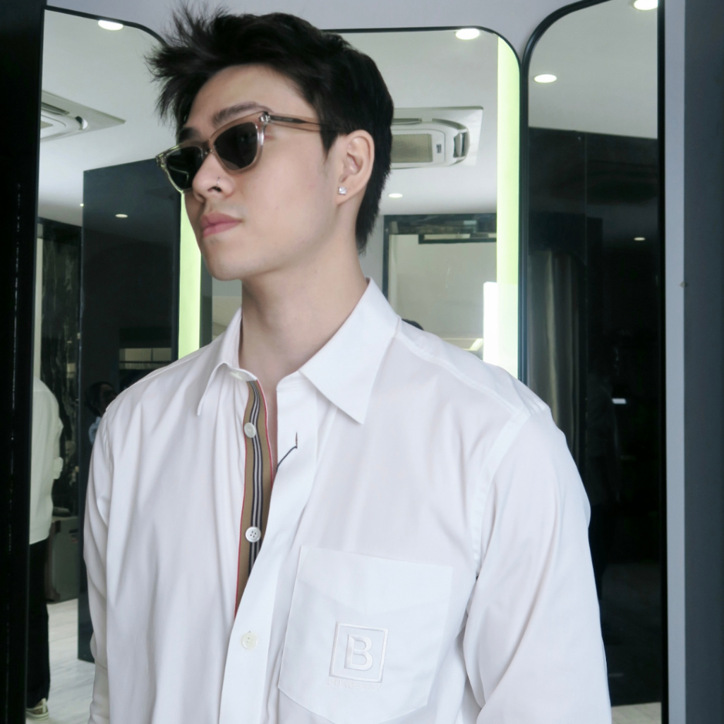 nam mặc áo BURBERRY WHITE LETTER PATTERN FUNCTIONAL COTTON 8061860