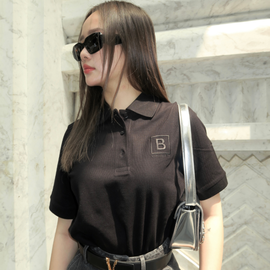 áo thun có cổ BURBERRY WOMEN'S BLACK POLO WITH B LOGO-EMBROIDERED 8052653 authentic blankroom hà nội việt nam