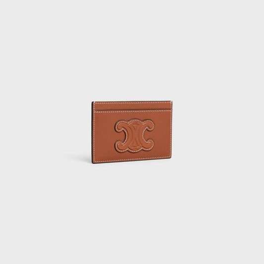 tổng thể ví đựng thẻ CELINE CARD HOLDER IN SMOOTH LAMBSKIN TAN 10B703EMJ.04LU