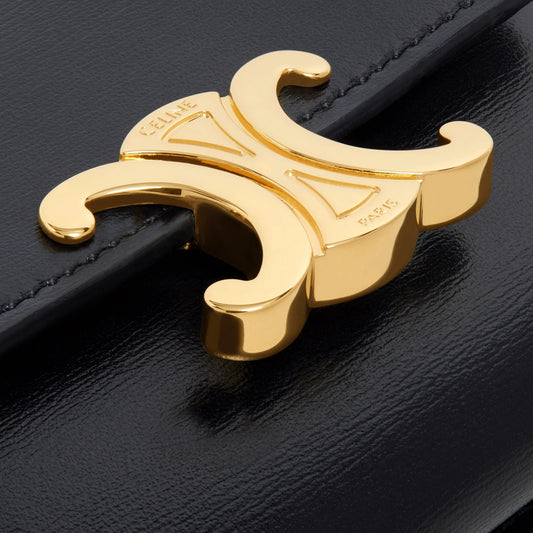 chi tiết ví CELINE COMPACT WALLET WITH COIN TRIOMPHE IN SHINY CALFSKIN BLACK 10I653DPV.38NO