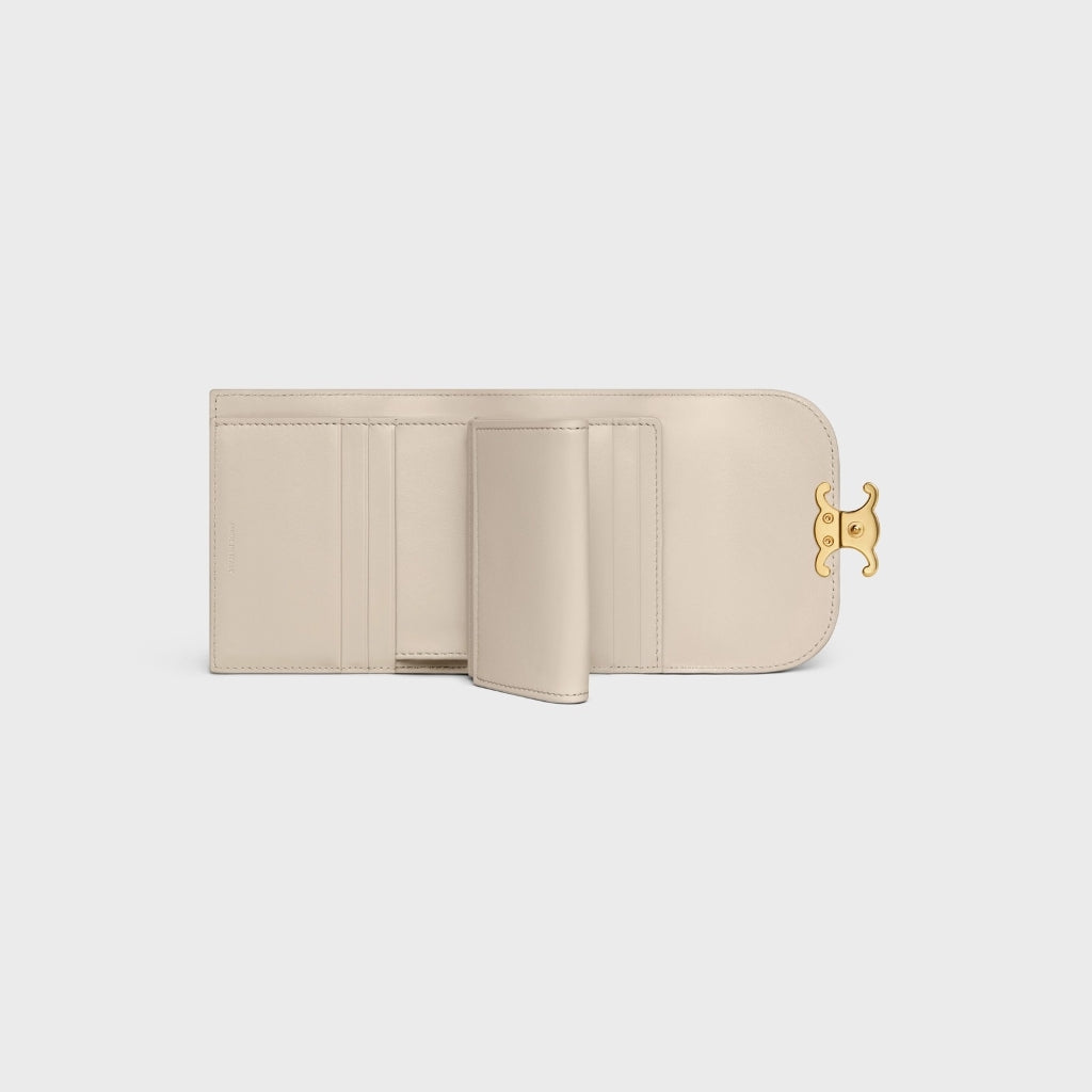 mặt trong ví gập CELINE SMALL WALLET TRIOMPHE IN SHINY CALFSKIN LIGHT STONE 10D783DPV.02LS