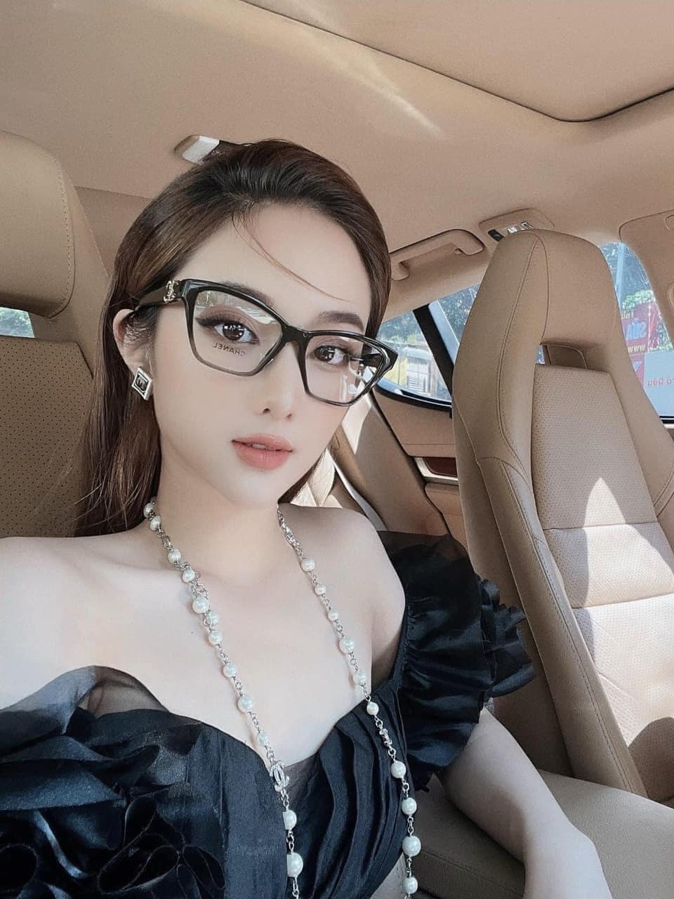 mẫu mang kính CHANEL CH3420QB C501 SQUARE EYEGLASSES
