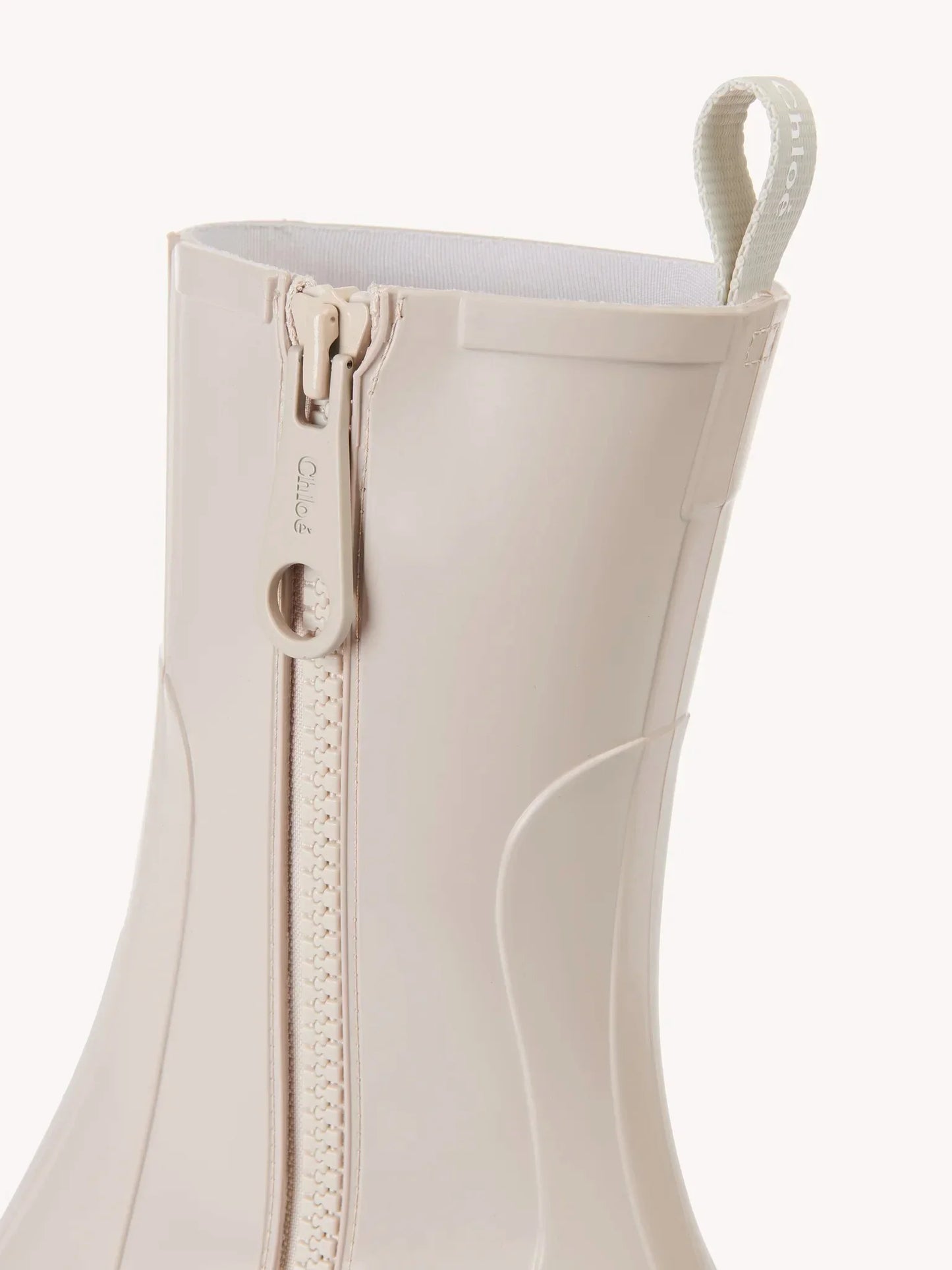 giày nữ CHLOE BETTY RAIN BOOT NORMAD BEIGE CHC22A239Z228U authentic tại blankroom hà nội, việt nam