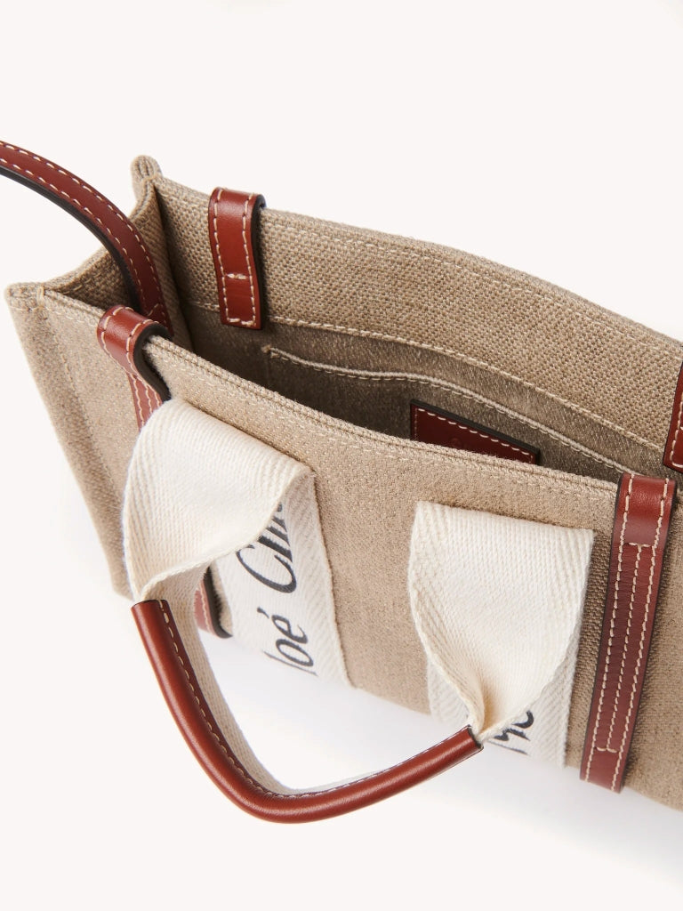 túi xách CHLOE MINI WOODY TOTE BAG WHITE & BROWN CHC22AP237 authentic tại sài gòn, tp hcm