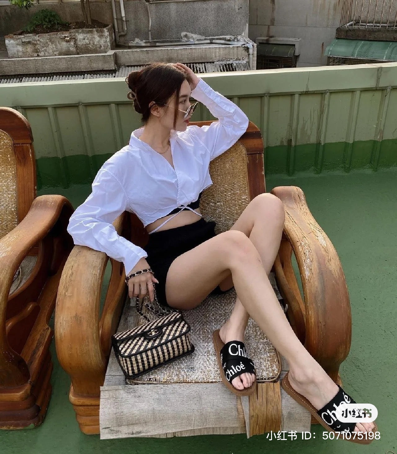 CHLOE WOODY FLAT MULE BLACK CHC22U188Z3001 authetic tại sài gòn, tp hcm