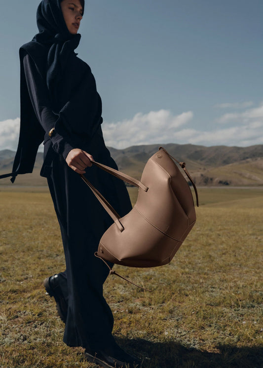 wearing Cyme Mini Edition Textured Root BHB0018MGRBR401