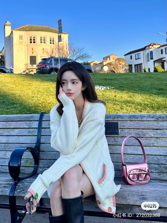 mẫu mang túi kẹp nách DIESEL 1DR PINK MIRRORED LEATHER BAG authentic tại blankroom việt nam