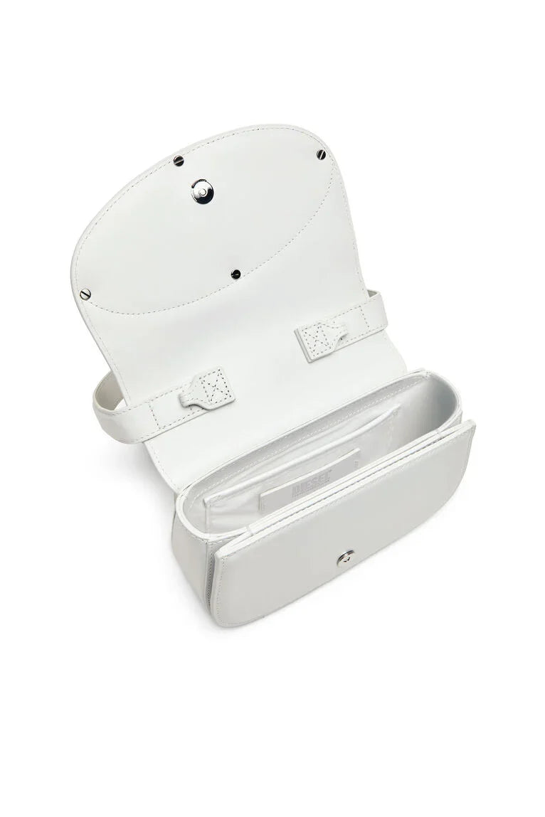 chi tiết túi kẹp nách nữ DIESEL 1DR WHITE NAPPA LEATHER BAG X08396PR818