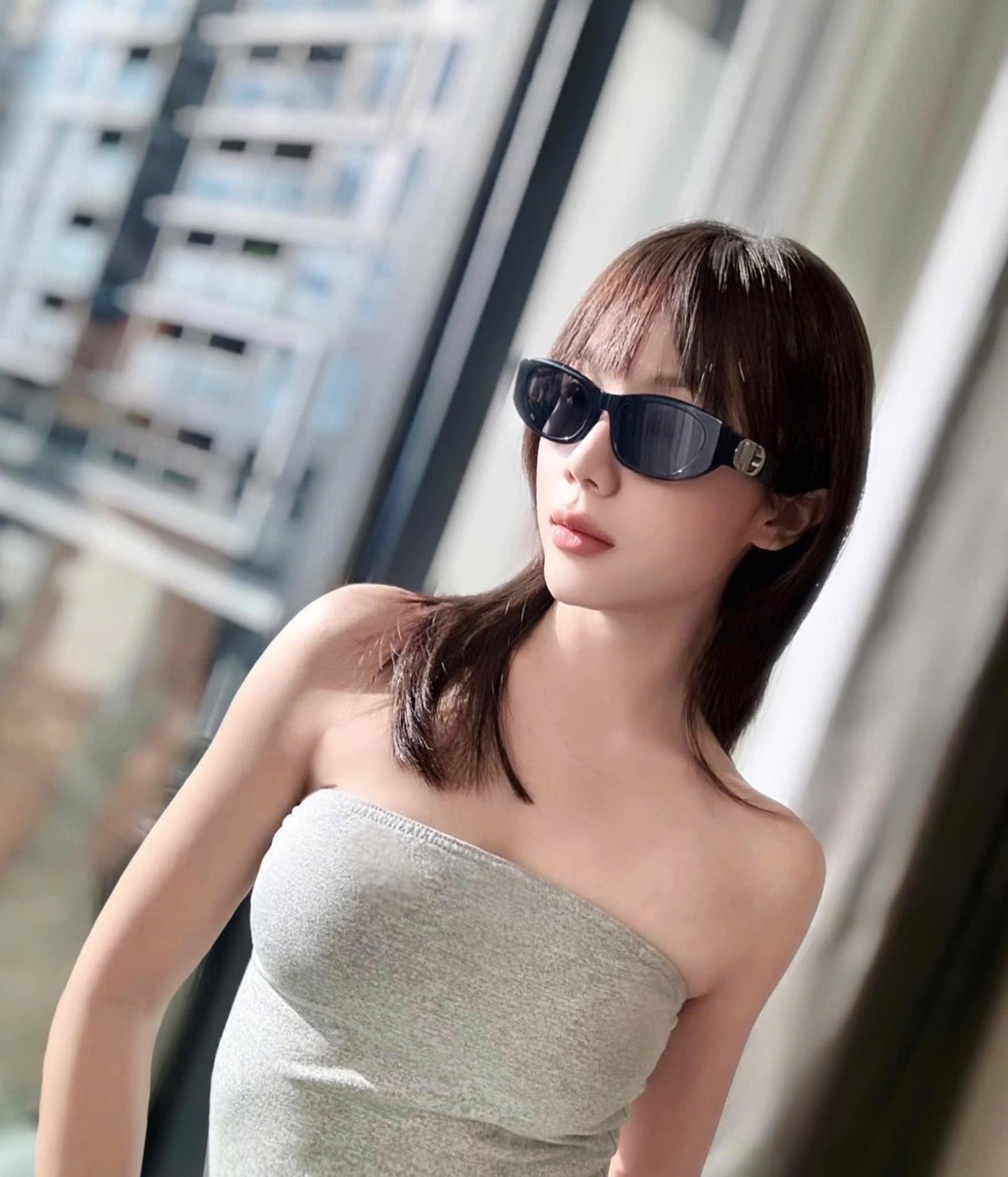 wearing DIOR 30MONTAIGNE S9U SUNGLASSES BLACK 30MTS9UXR