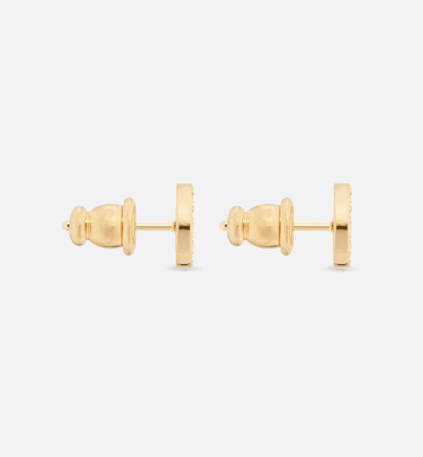 mặt ngang bên hông khuyên