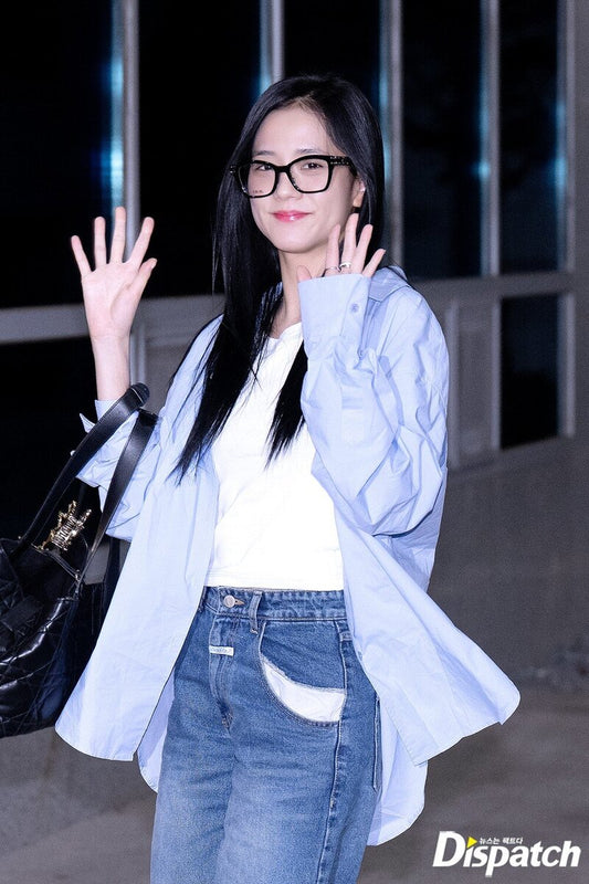 wearing DIORSIGNATUREO B2I EYEGLASSES