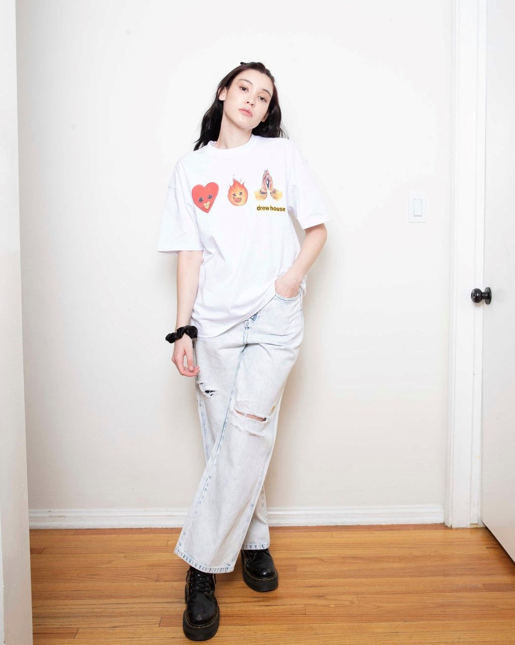 DREW HOUSE DREWMOJI SS WHITE TEE authentic tại blankroom việt nam
