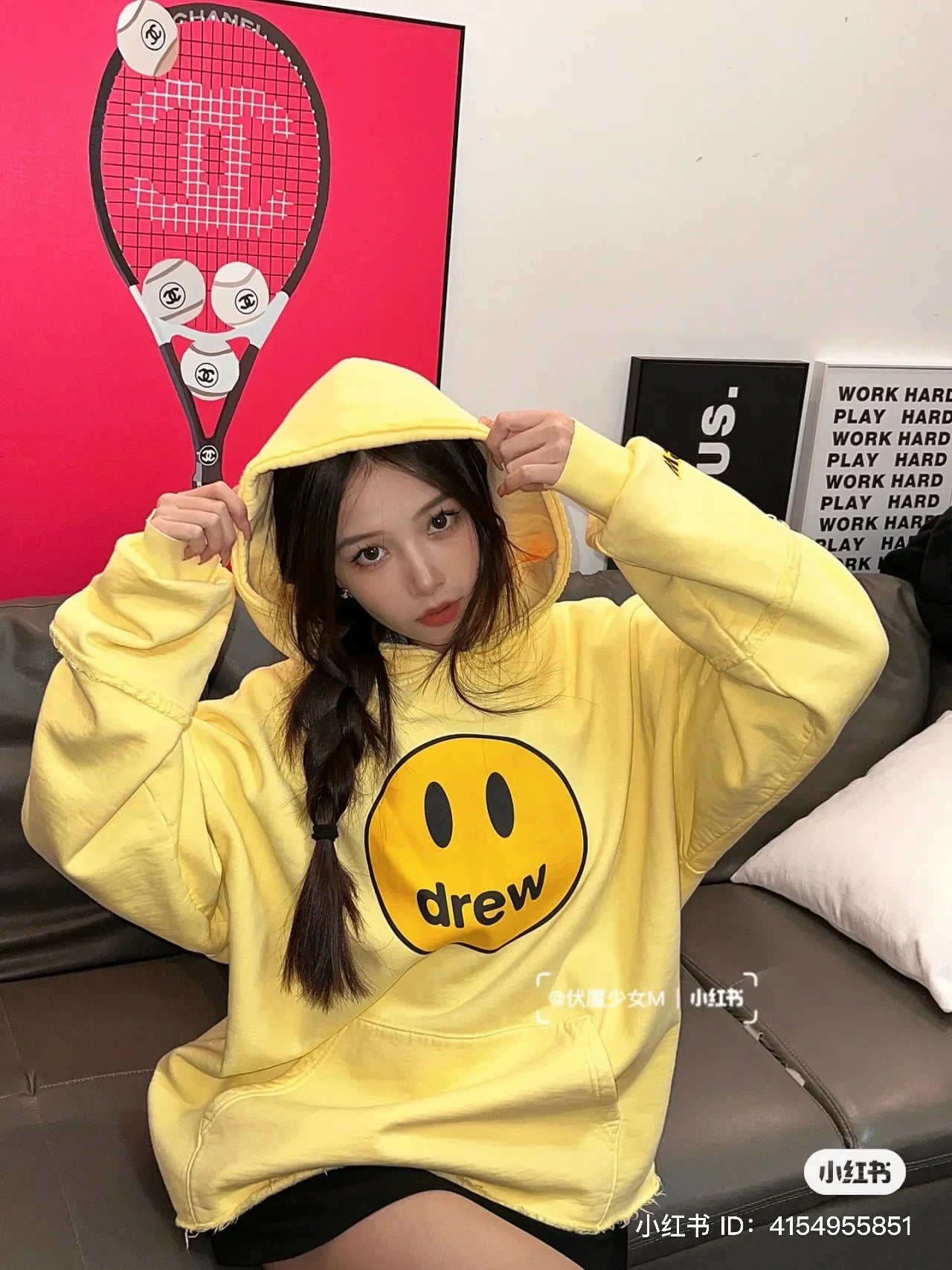 mẫu mang áo DREW HOUSE MASCOT DECONSTRUCTED LIGHT YELLOW HOODIE authentic tại blankroom
