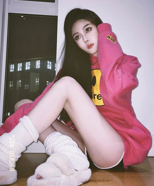 mẫu mang áo DREW HOUSE MASCOT MAGENTA HOODIE