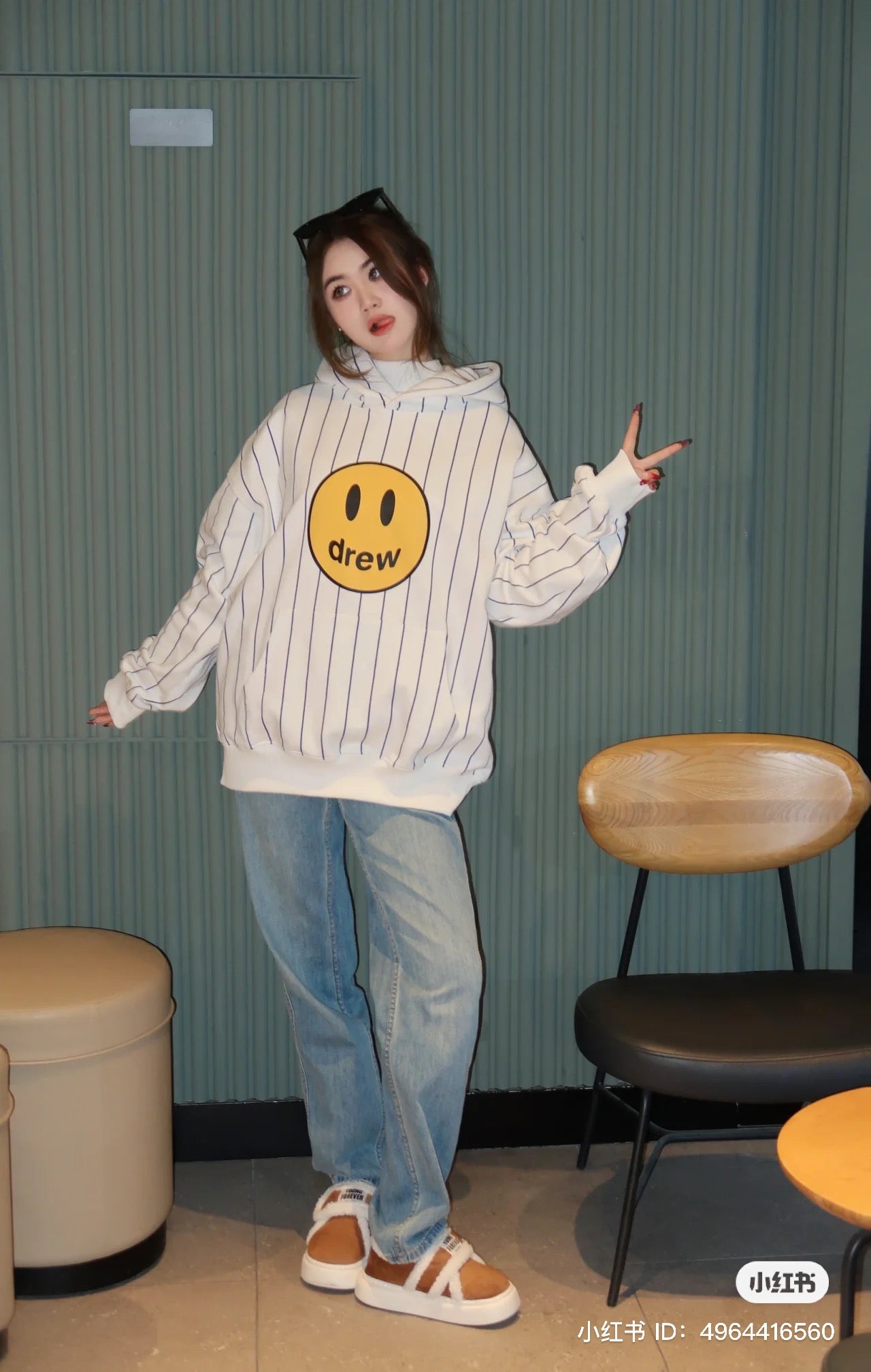 áo DREW HOUSE MASCOT NAVY PINSTRIPE HOODIE authentic tại blankroom