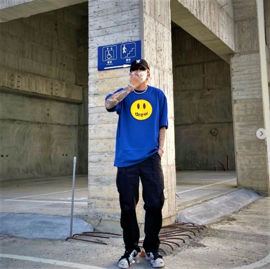 áo DREW HOUSE MASCOT ROYAL BLUE TEE authentic tại blankroom