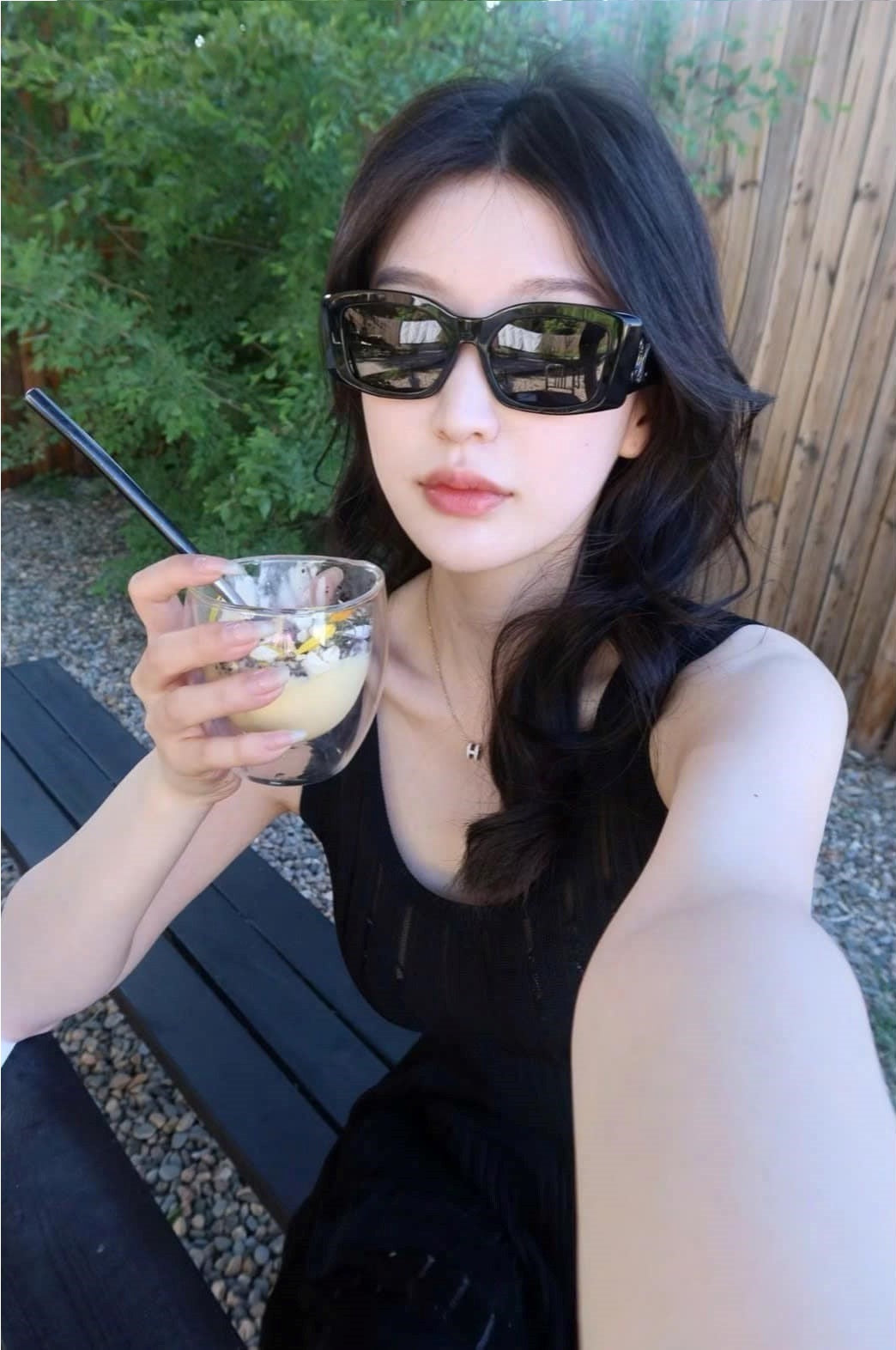 nữ đeo kính CELINE TRIOMPHE XL 01 SUNGLASSESS IN ACETATE BLACK 4S282CPLB.38NO