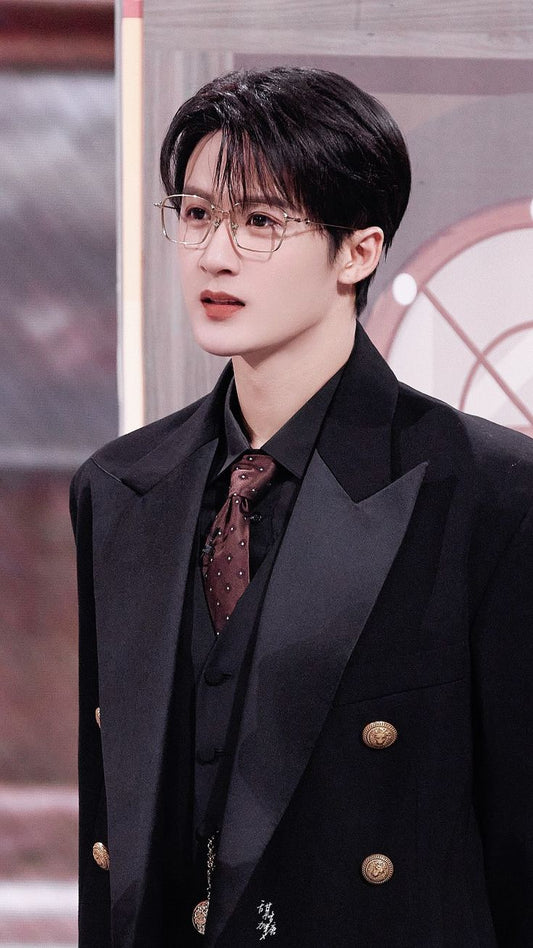 wearing GENTLE MONSTER GM ABA (031)