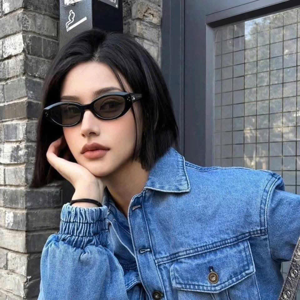 wearing GENTLE MONSTER GM DADA (01)