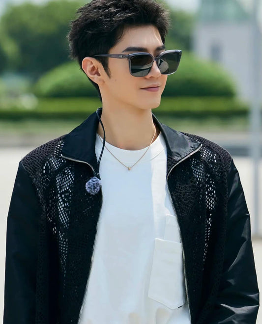 wearing GENTLE MONSTER DEAR (G1)