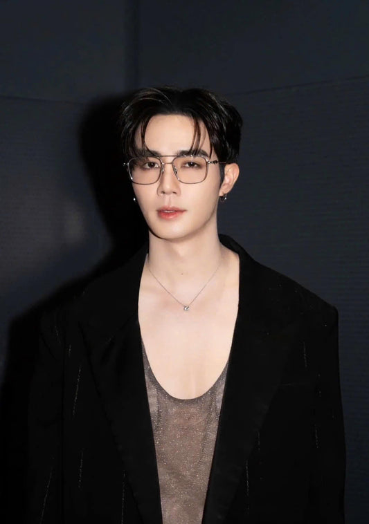 wearing GENTLE MONSTER GM MET (02)